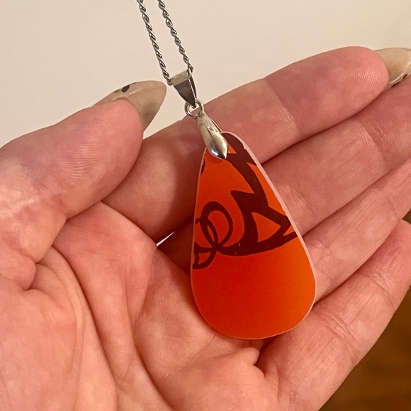 Handmade Jewelry - Handcrafted PYREX Upcycled Glass Pendant Necklace 🧡